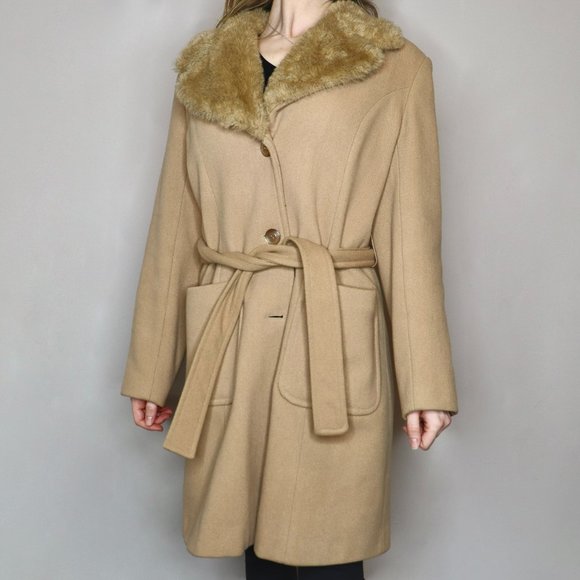 Oasis Women's Wool Coat with Faux Fur Collar - Size UK 14